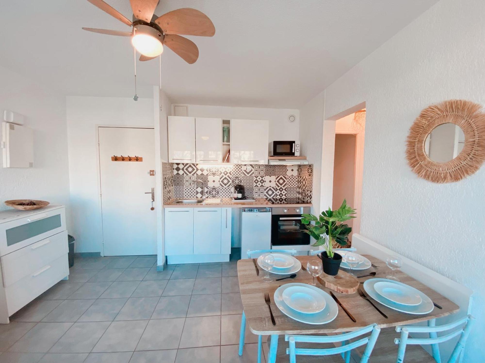 Superbe T2 au calme avec balcon sur la marina - 10 Apartment Canet-en-Roussillon Exterior foto