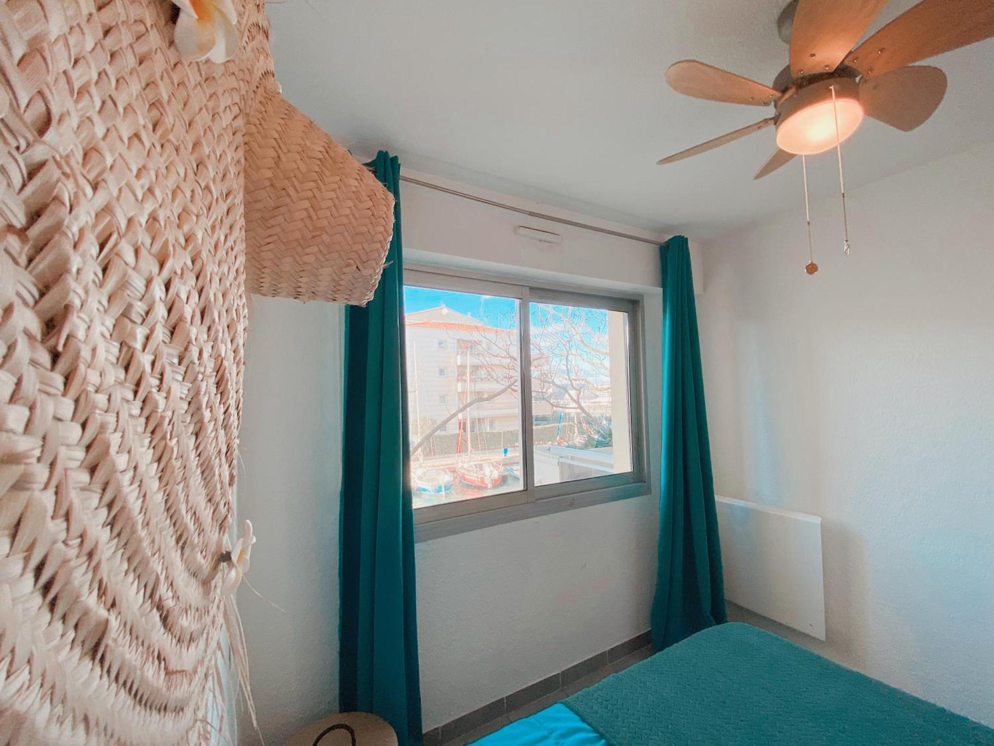 Superbe T2 au calme avec balcon sur la marina - 10 Apartment Canet-en-Roussillon Exterior foto