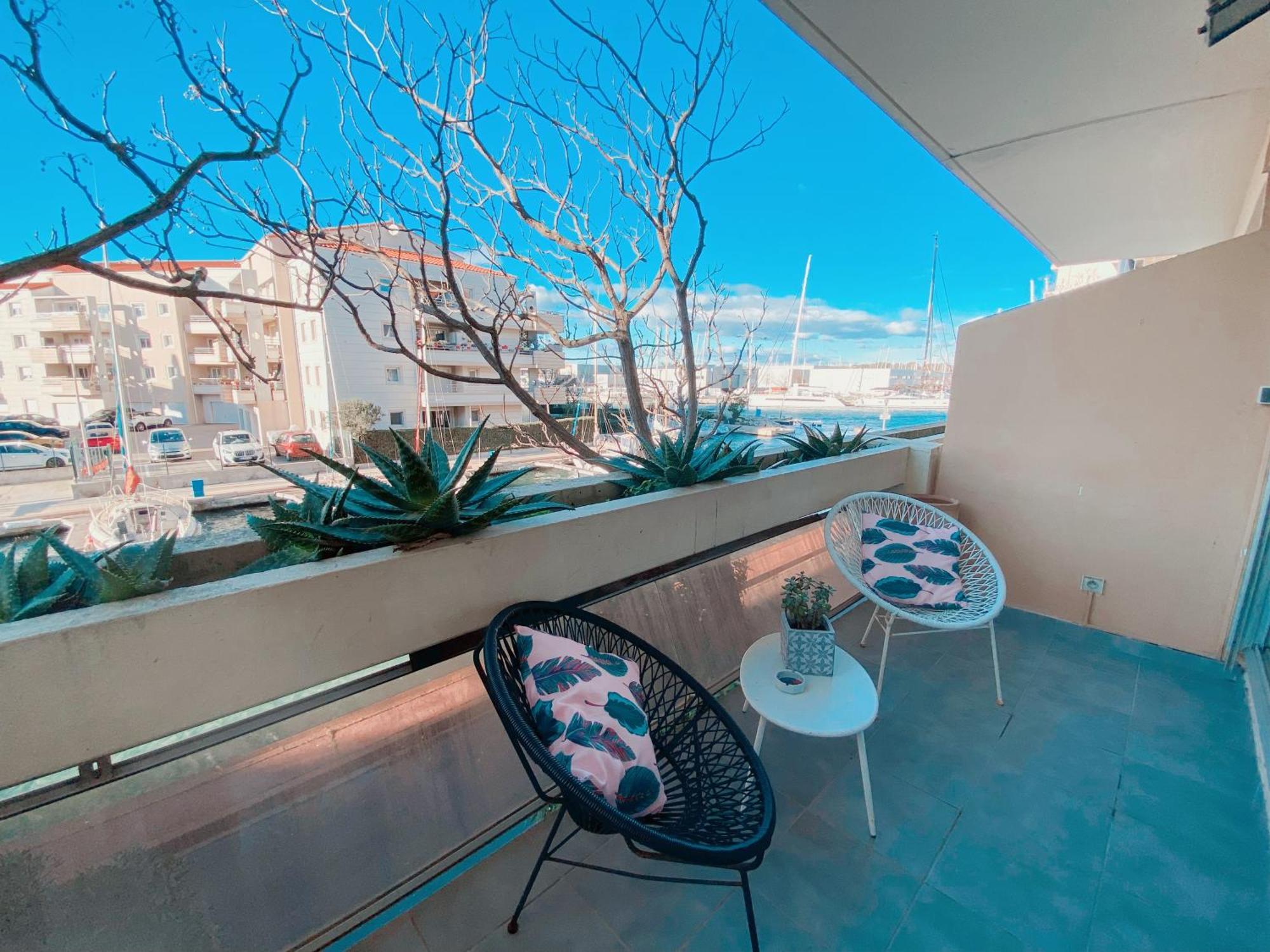 Superbe T2 au calme avec balcon sur la marina - 10 Apartment Canet-en-Roussillon Exterior foto
