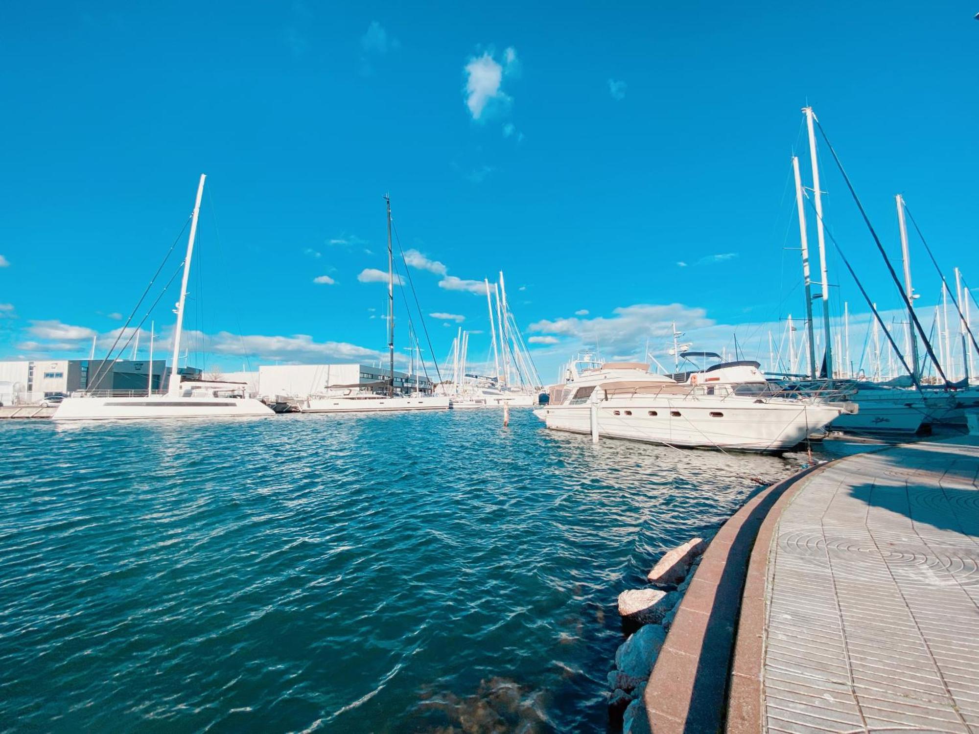 Superbe T2 au calme avec balcon sur la marina - 10 Apartment Canet-en-Roussillon Exterior foto